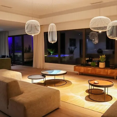 Caladea Locations De 5 Etoiles, Piscine Chauffee Porto-Vecchio (Corsica)