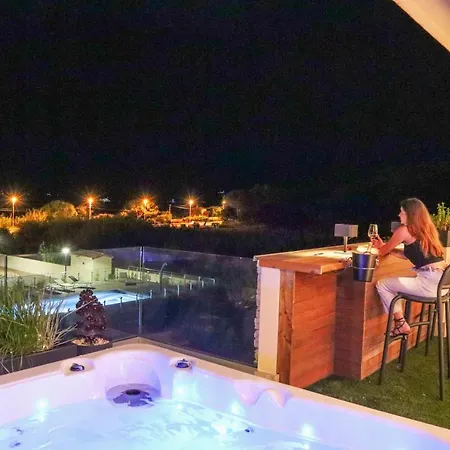 Caladea Locations De 5 Etoiles, Piscine Chauffee *