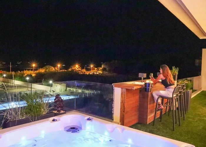 Caladea Locations De 5 Etoiles, Piscine Chauffee *
