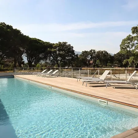 Caladea Locations De 5 Etoiles, Piscine Chauffee Porto-Vecchio (Corsica)