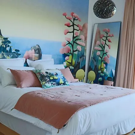 Caladea Locations De 5 Etoiles, Piscine Chauffee Apartman