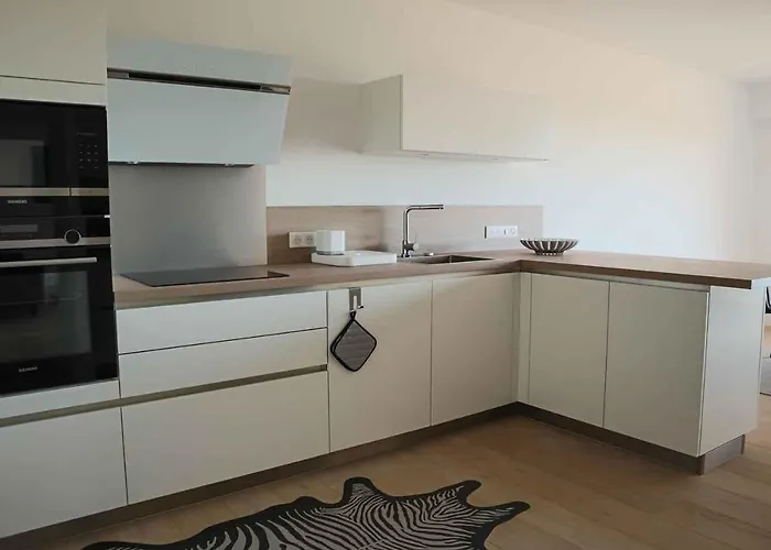 Caladea Locations De 5 Etoiles, Piscine Chauffee Porto-Vecchio (Corsica)