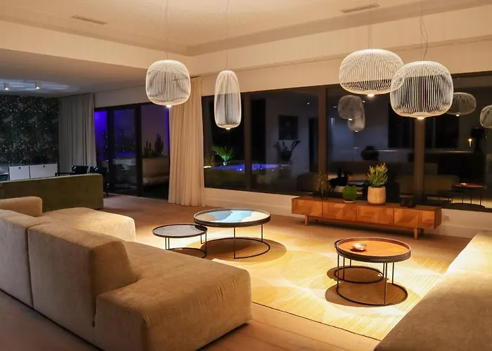 Caladea Locations De 5 Etoiles, Piscine Chauffee Porto-Vecchio (Corsica)
