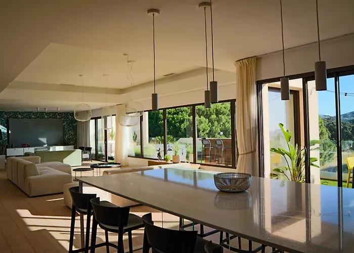 Caladea Locations De 5 étoiles, Piscine Chauffée Appartamento