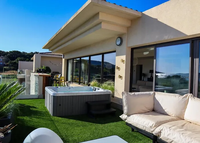 Caladea Locations De 5 étoiles, Piscine Chauffée