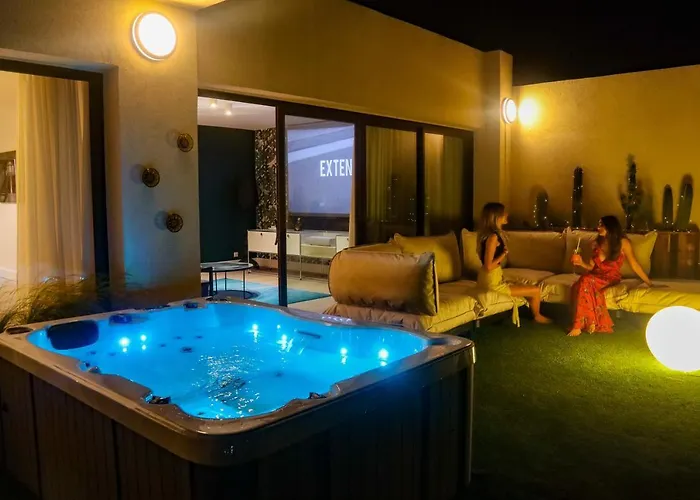 Appartamento Caladea Locations De 5 étoiles, Piscine Chauffée